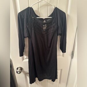Cold Shoulder 3/4th length top with crochet detail